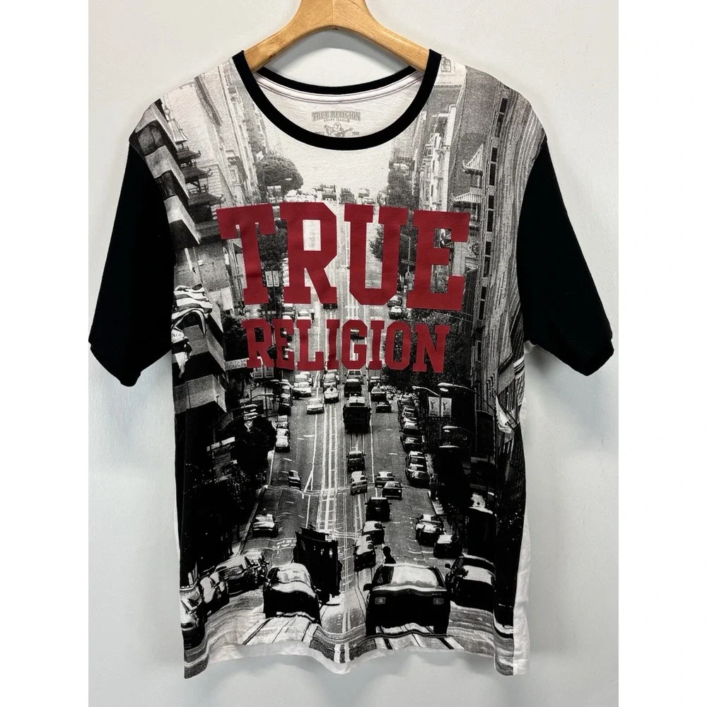 True Religion Graphic Tshirt Sz X-Large Mens Black White City Scene Streetwear